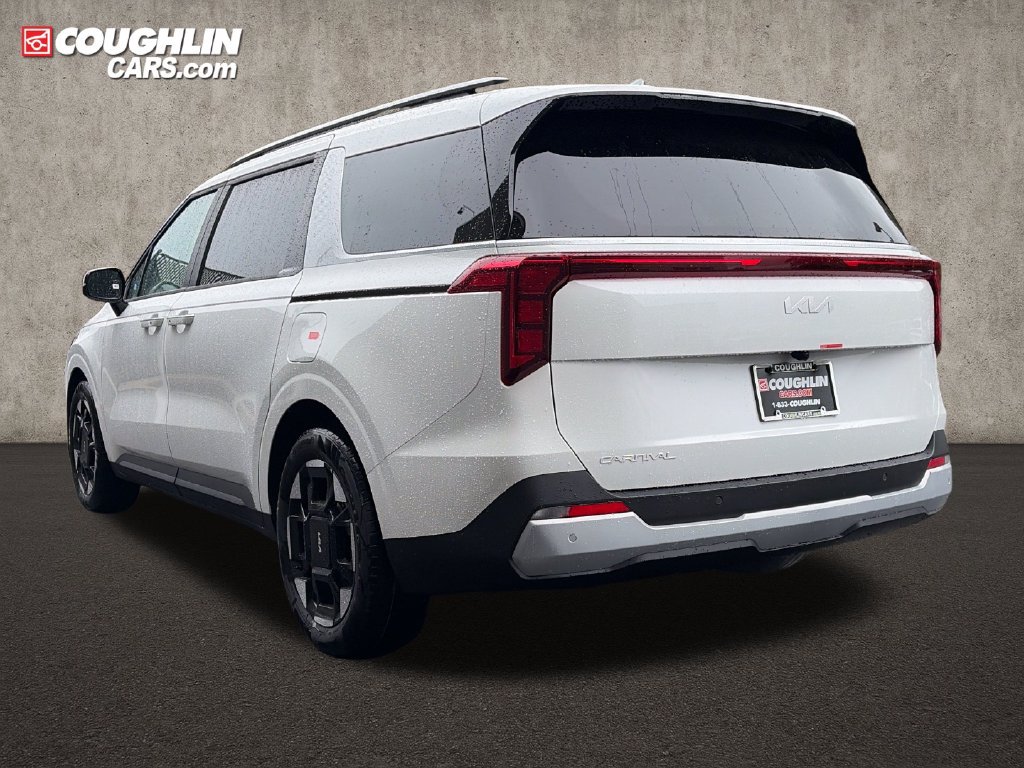 New 2027 Kia Carnival EX FWD image 5