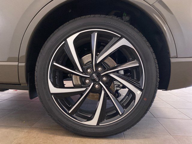 New 2025 Lincoln Corsair Grand Touring w/ Equipment Group 301A image 24