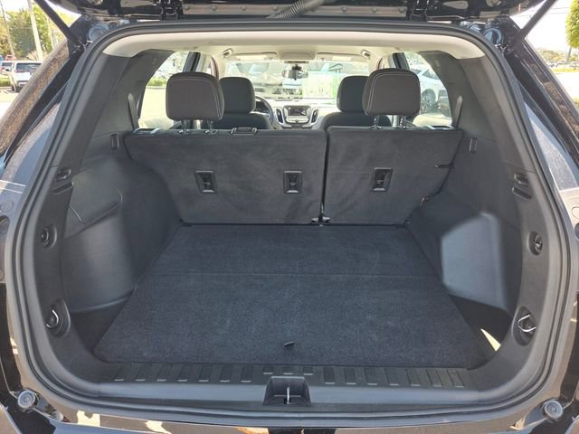 Used 2023 Chevrolet Equinox LS AWD/4WD image 15