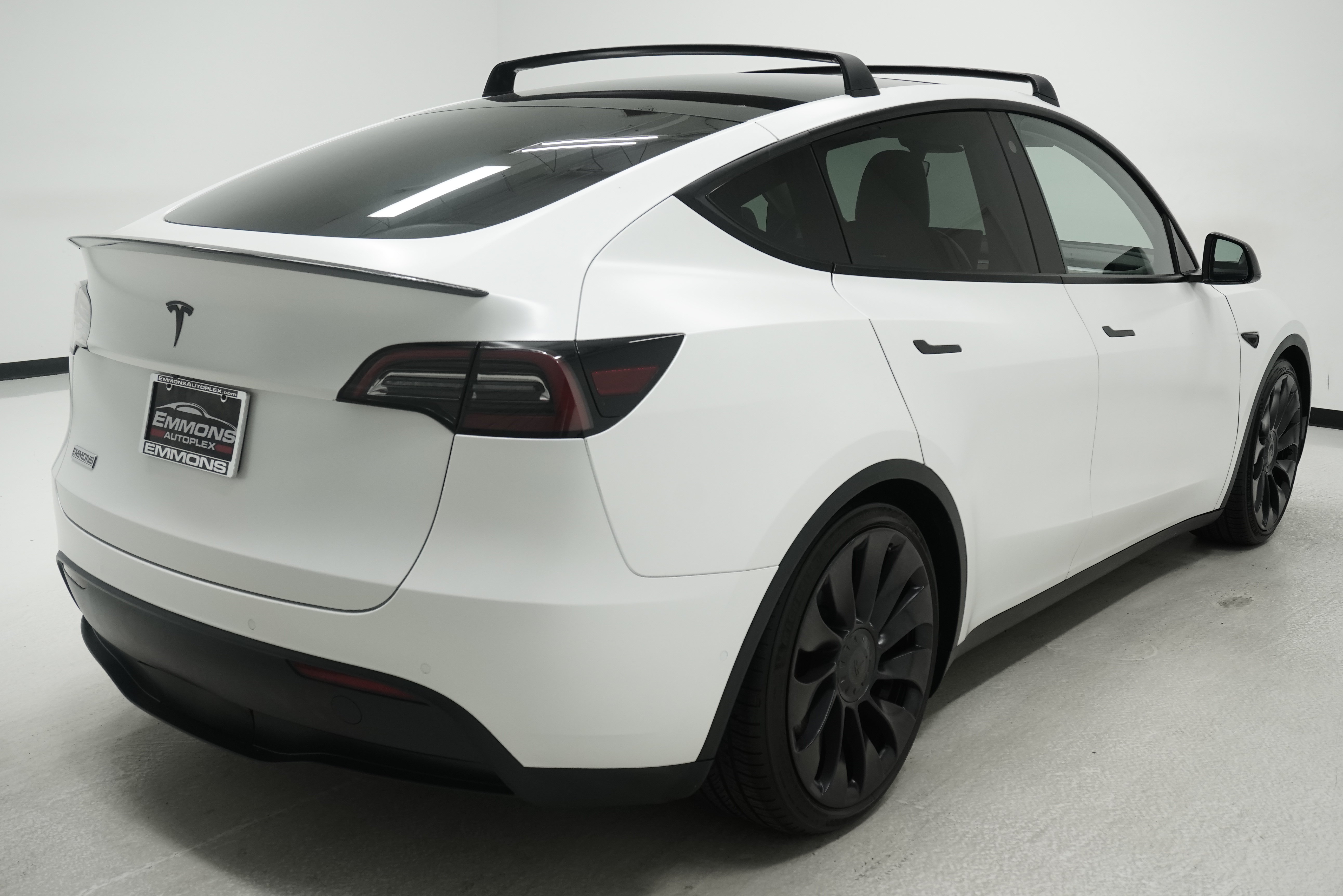 Used 2022 Tesla Model Y Performance AWD/4WD image 4