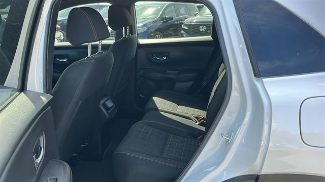Used 2023 Honda HR-V Sport image 21