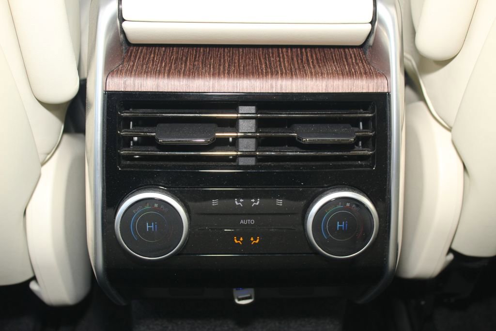 Used 2023 Land Rover Range Rover SE AWD/4WD image 26