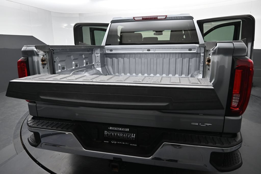 Used 2025 GMC Sierra 1500 SLT AWD/4WD image 12
