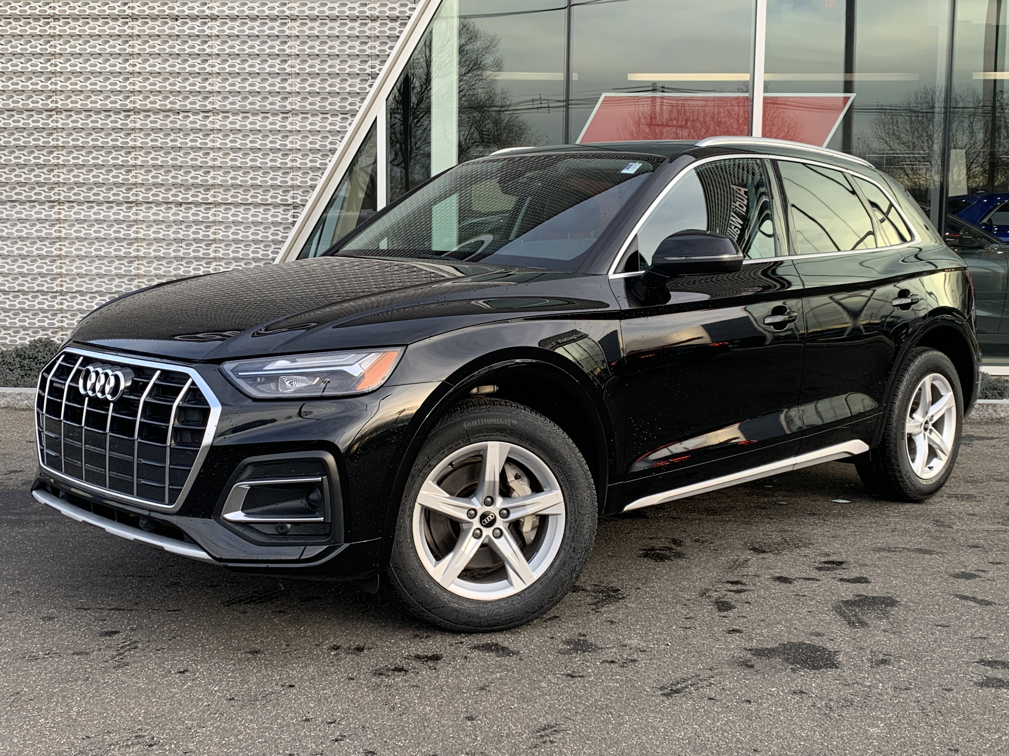 Certified 2023 Audi Q5 2.0T Premium image 1