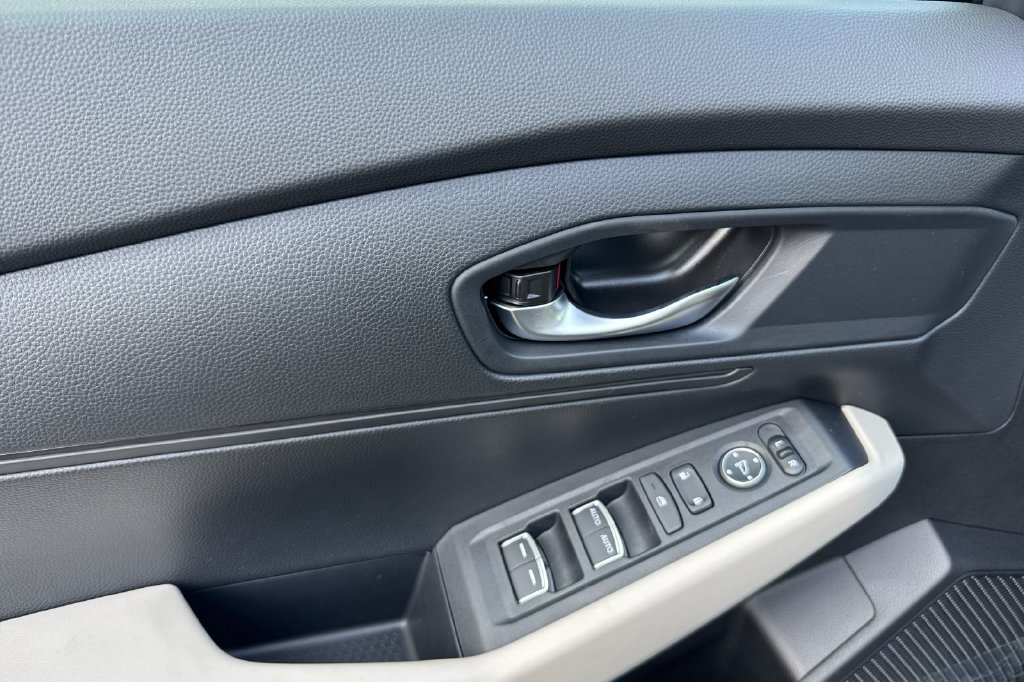 New 2026 Honda Accord LX image 12