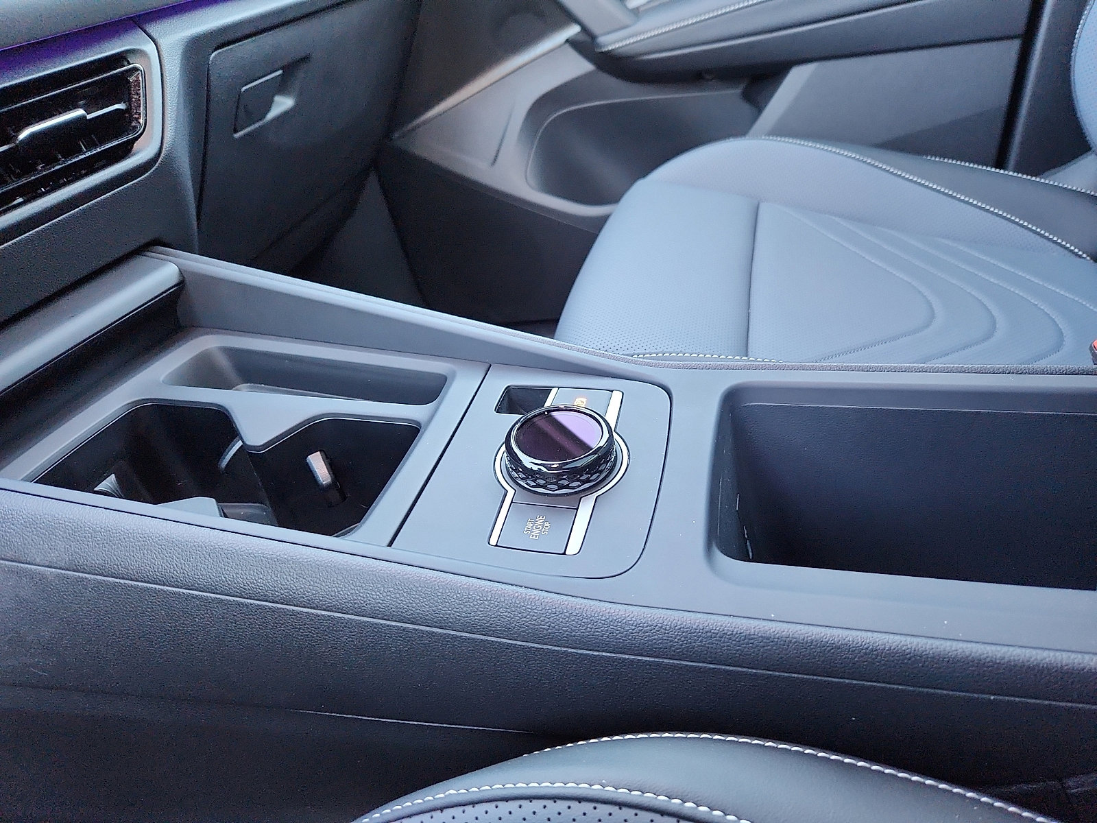 New 2026 Volkswagen Tiguan SE R-Line image 20