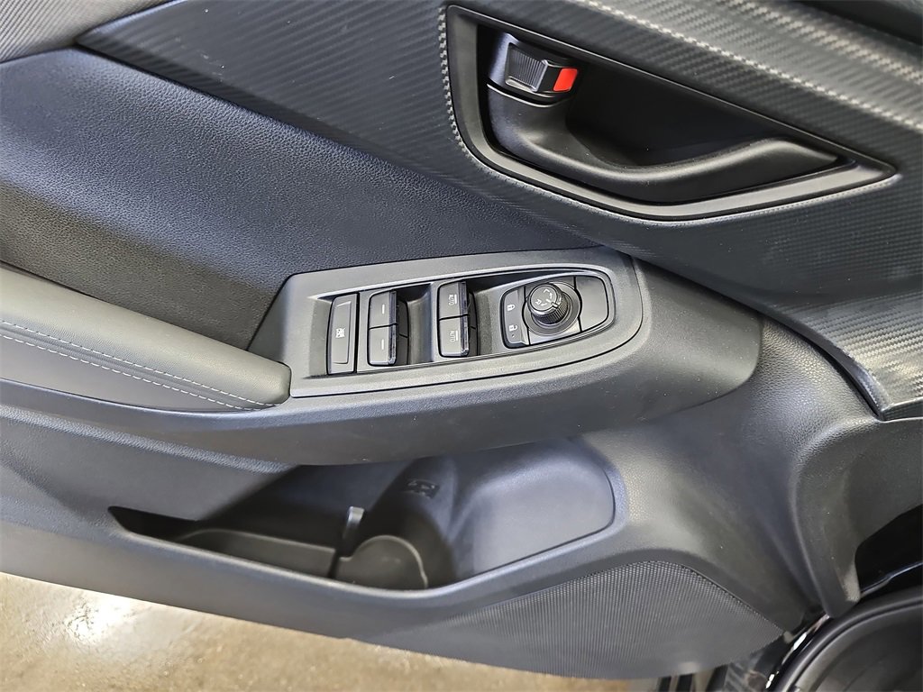 Used 2024 Subaru Crosstrek 2.0i Premium image 26