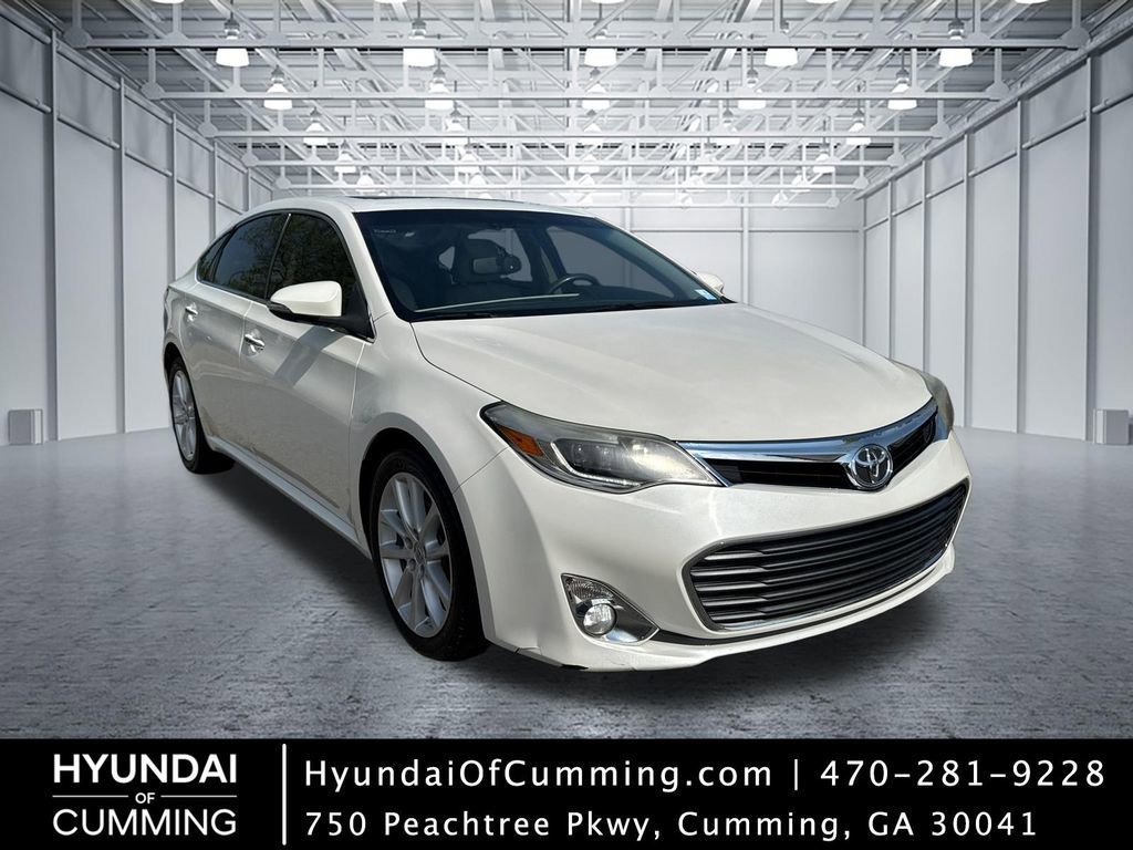 Used 2013 Toyota Avalon Limited image 1
