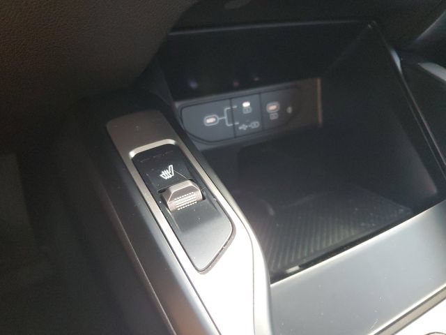 Certified 2024 Kia Sorento S w/ Panoramic Sunroof Package FWD image 29