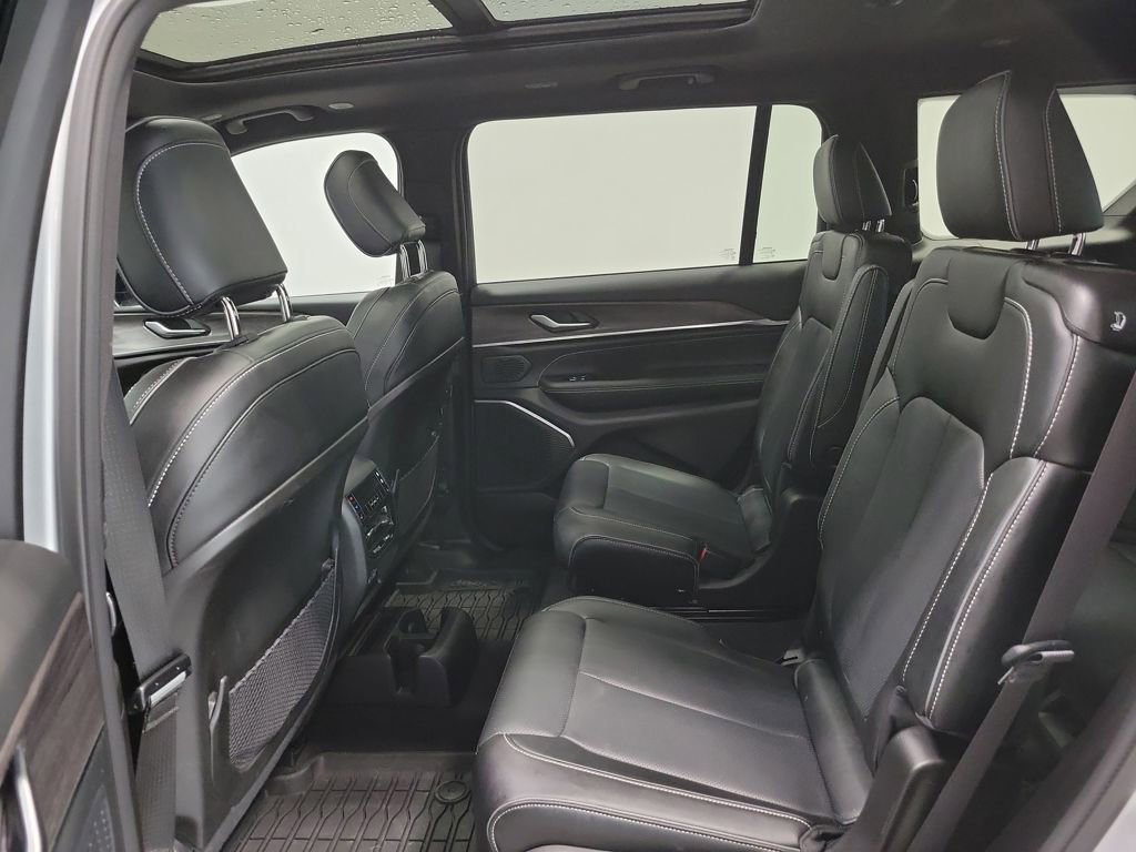 Used 2024 Jeep Grand Cherokee L Overland w/ Trailer Tow Package image 26