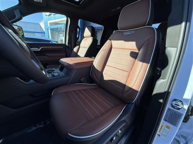 New 2026 GMC Sierra 2500 Denali Ultimate w/ Snow Plow Prep/Camper Package image 14