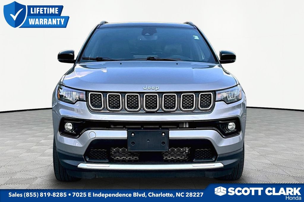 Used 2023 Jeep Compass Limited w/ Sun and Sound Group AWD/4WD image 2