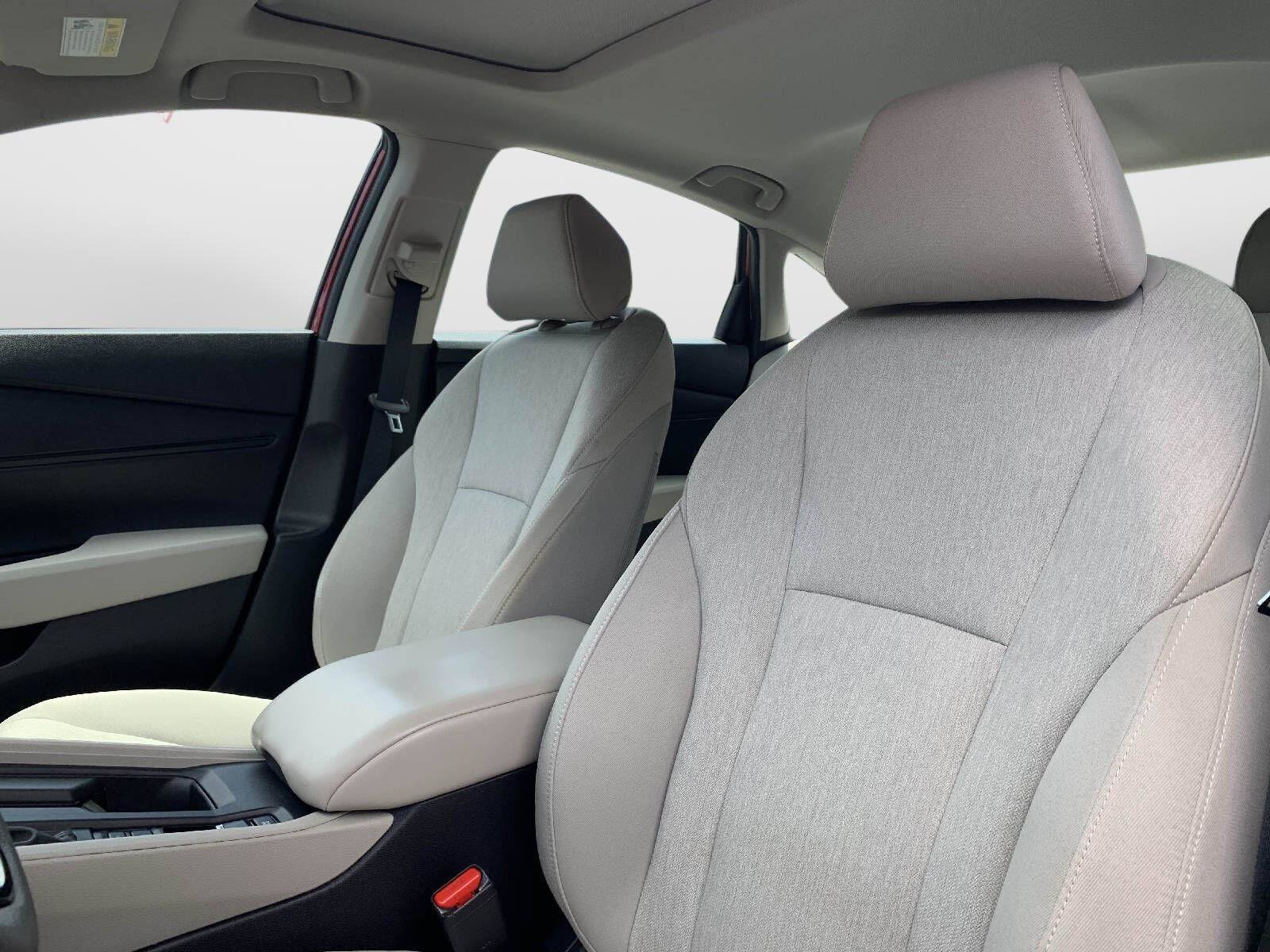 Certified 2023 Honda Accord EX image 31