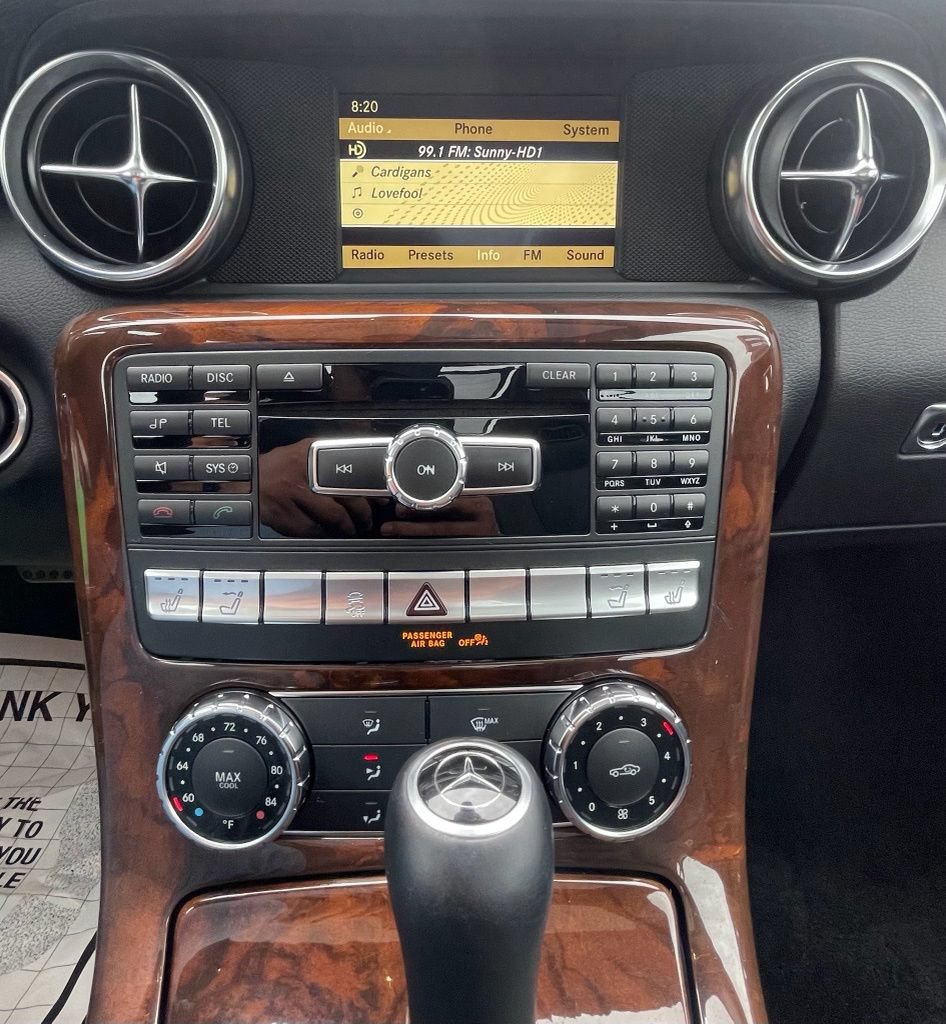 Used 2012 Mercedes-Benz SLK 350 image 24