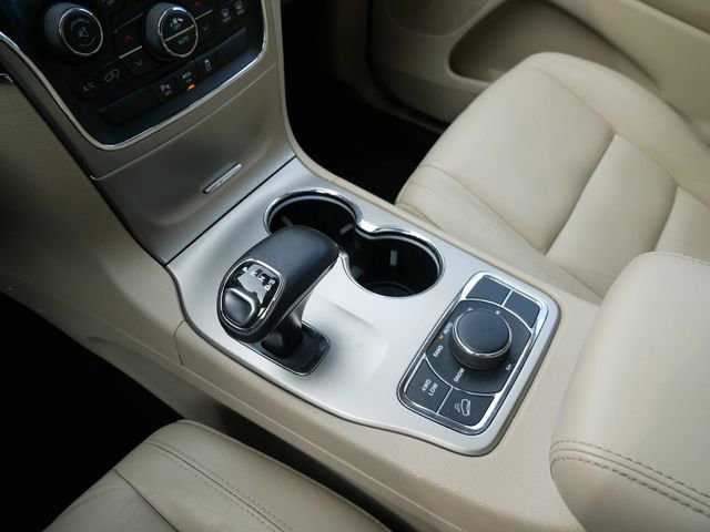 Used 2015 Jeep Grand Cherokee Limited w/ Trailer Tow Group IV image 18