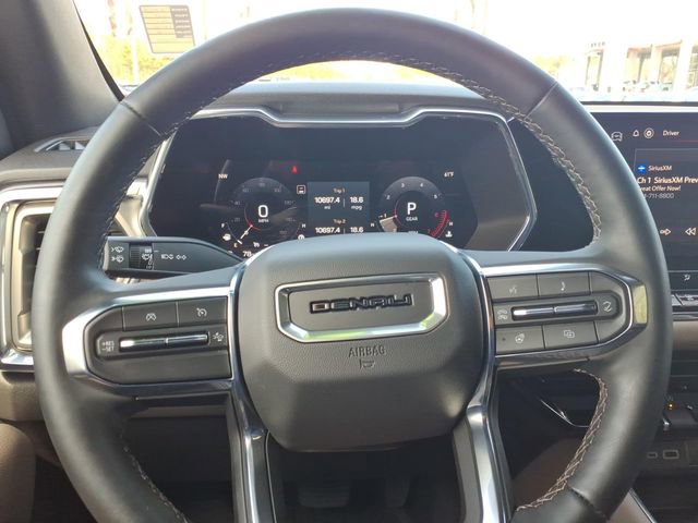 Used 2024 GMC Canyon Denali image 22