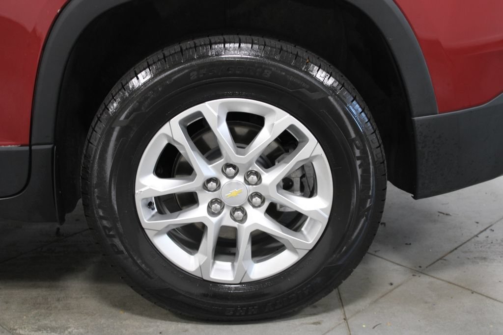 Used 2021 Chevrolet Traverse LT AWD/4WD image 17
