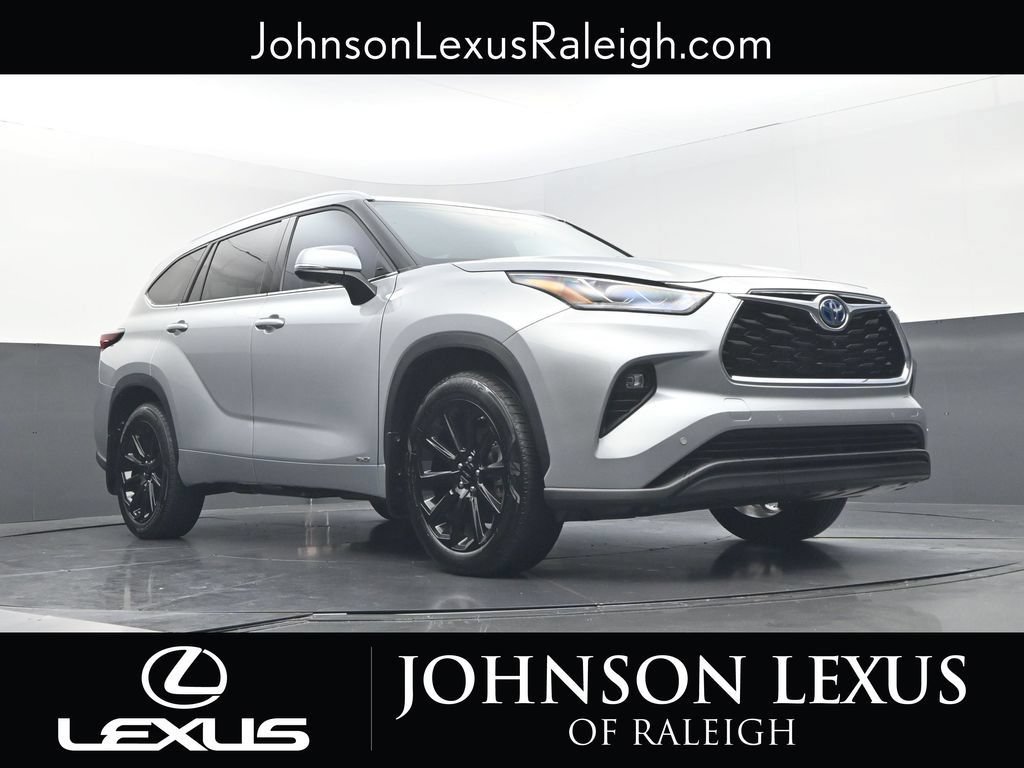 Used 2024 Toyota Highlander Limited AWD/4WD image 14