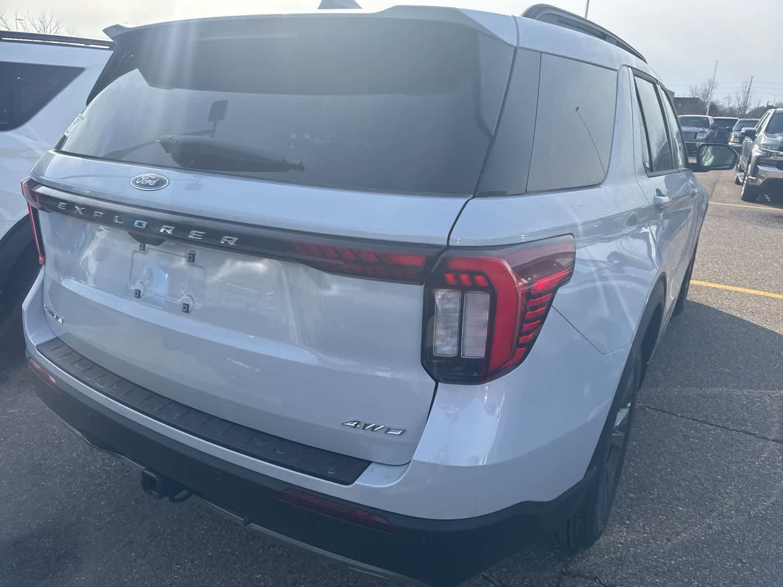 New 2026 Ford Explorer Active w/ Active Comfort Package AWD/4WD image 26