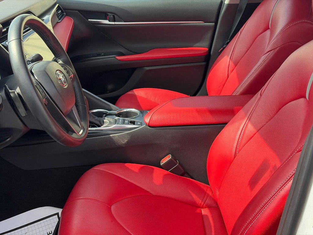 Used 2019 Toyota Camry XSE image 17