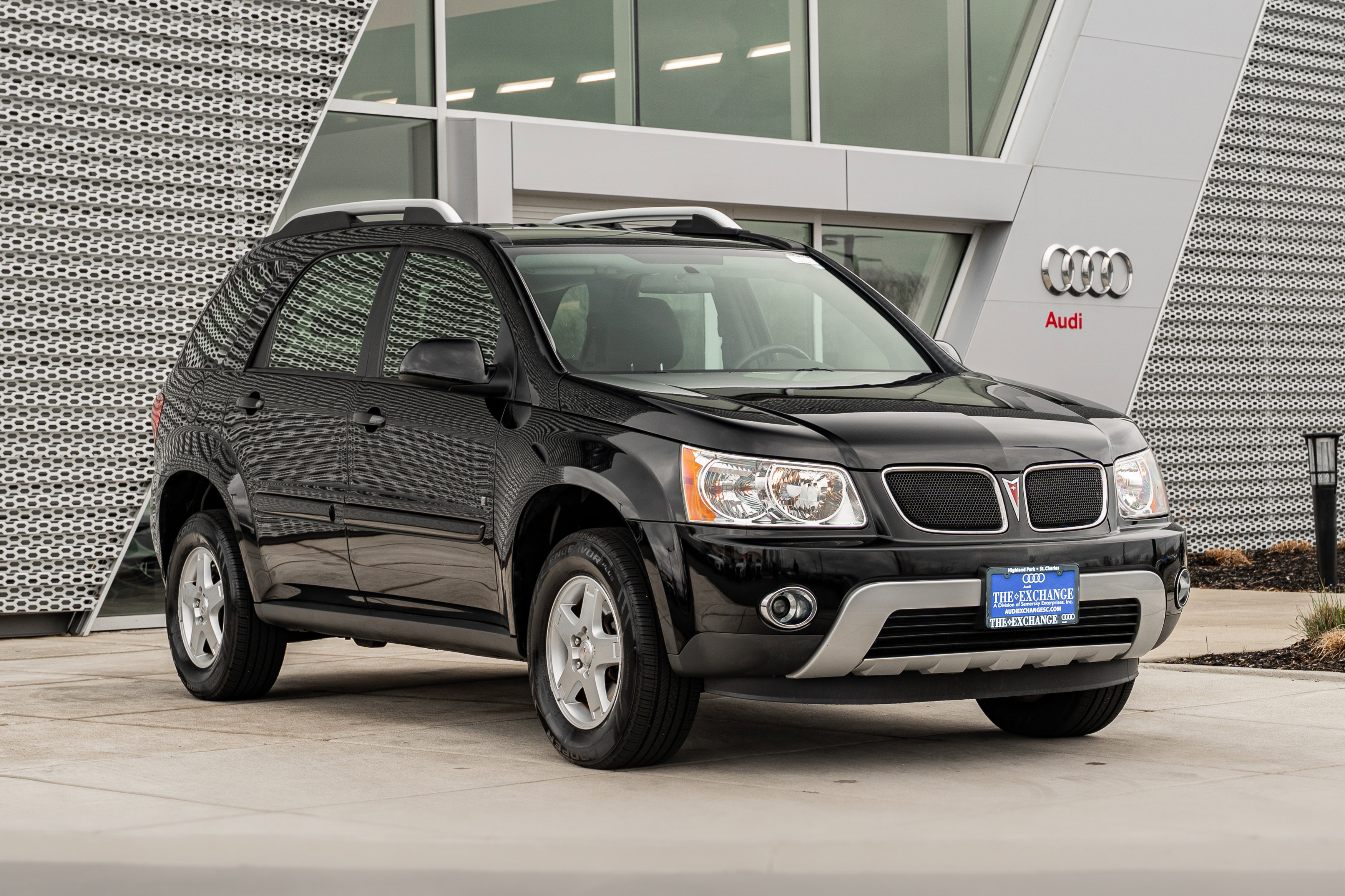 Used 2007 Pontiac Torrent AWD image 1