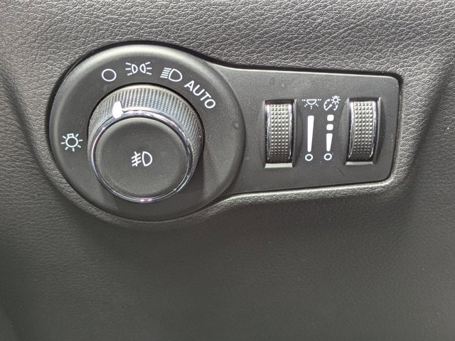 Used 2023 Jeep Compass Trailhawk image 31