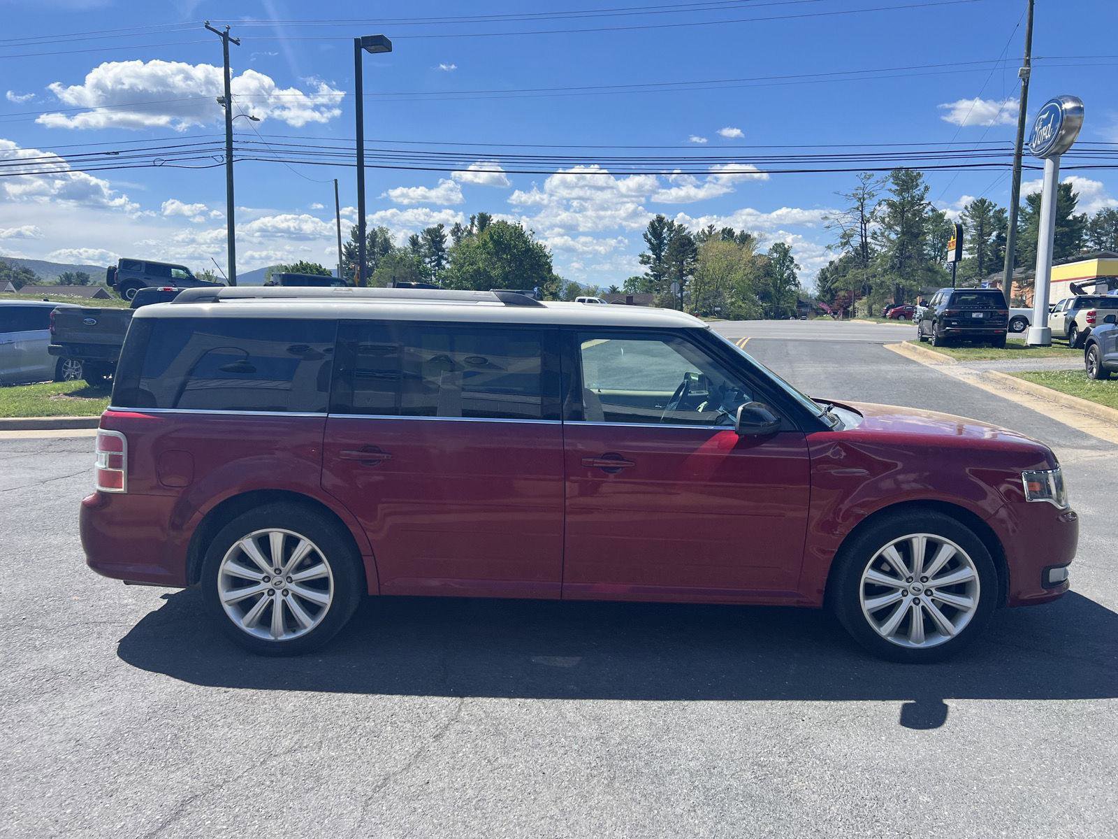 Used 2013 Ford Flex SEL image 6