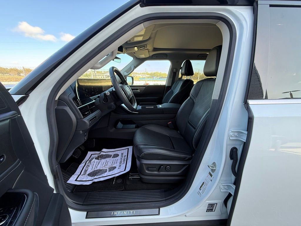Used 2025 INFINITI QX80 Luxe image 16