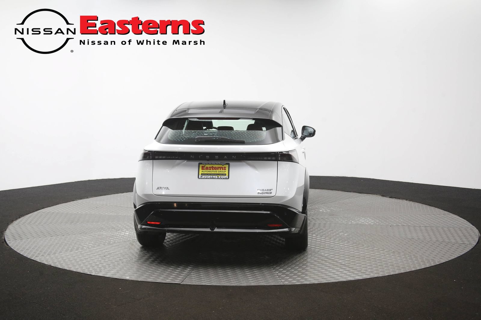 Used 2024 Nissan Ariya AWD image 36