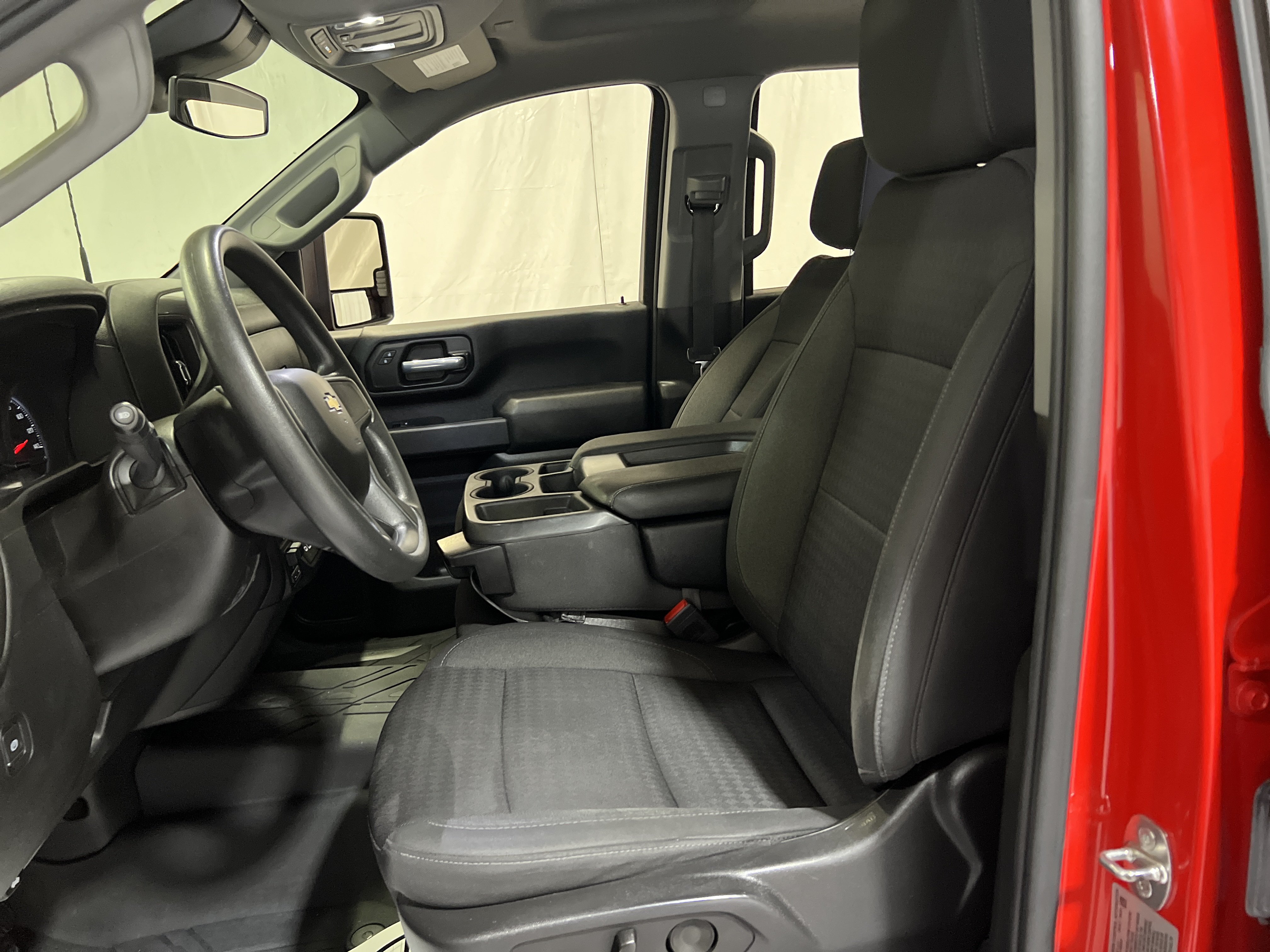 Used 2024 Chevrolet Silverado 2500 Custom w/ Custom Convenience Package AWD/4WD image 17