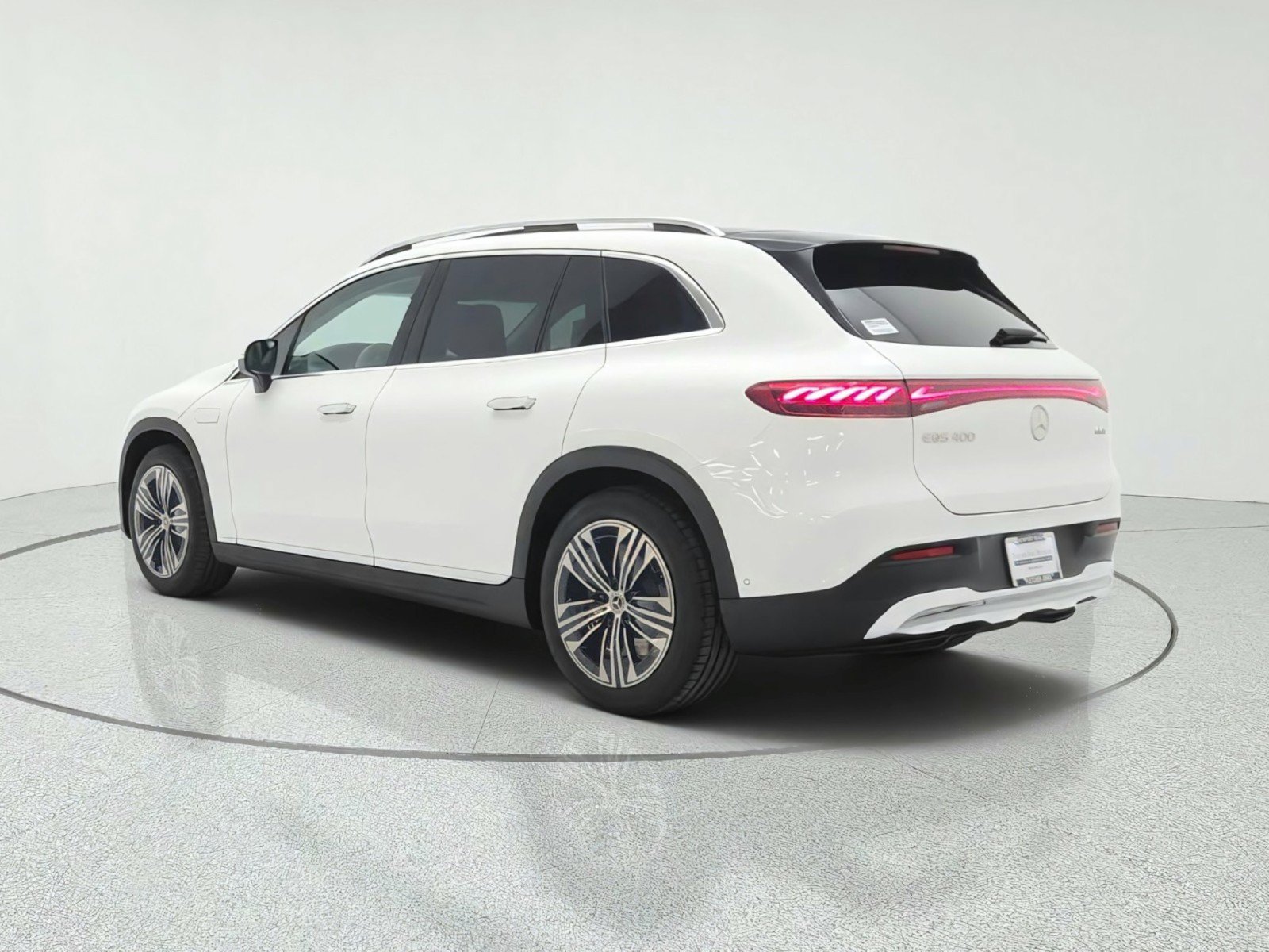 New 2027 Mercedes-Benz EQS 400 4MATIC SUV image 7