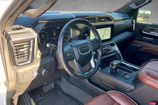 Used 2024 GMC Sierra 1500 Denali Ultimate image 11
