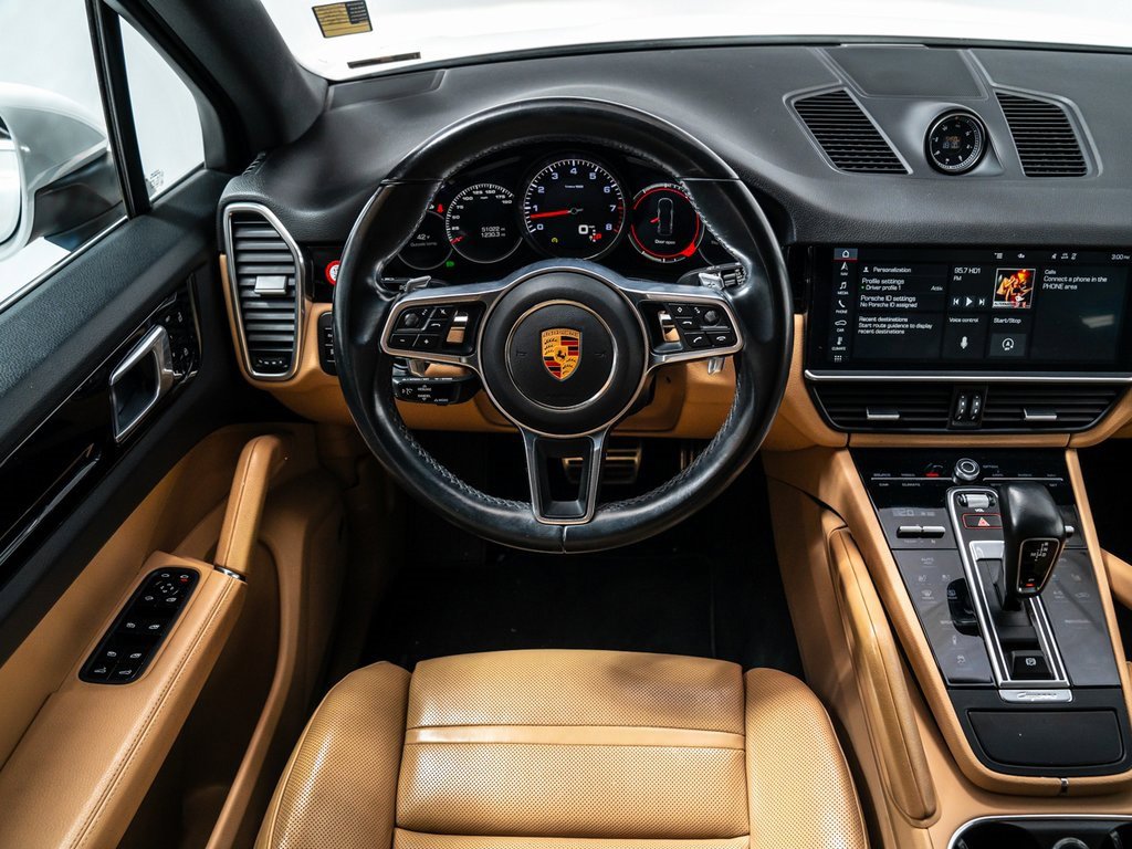 Used 2020 Porsche Cayenne S image 14