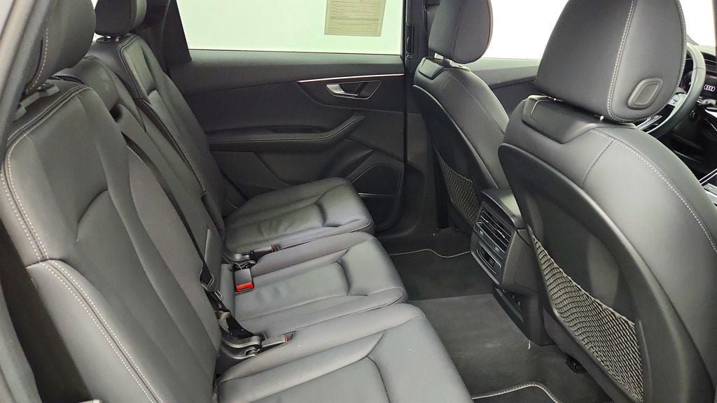 Used 2025 Audi Q7 3.0T Premium Plus AWD/4WD image 25