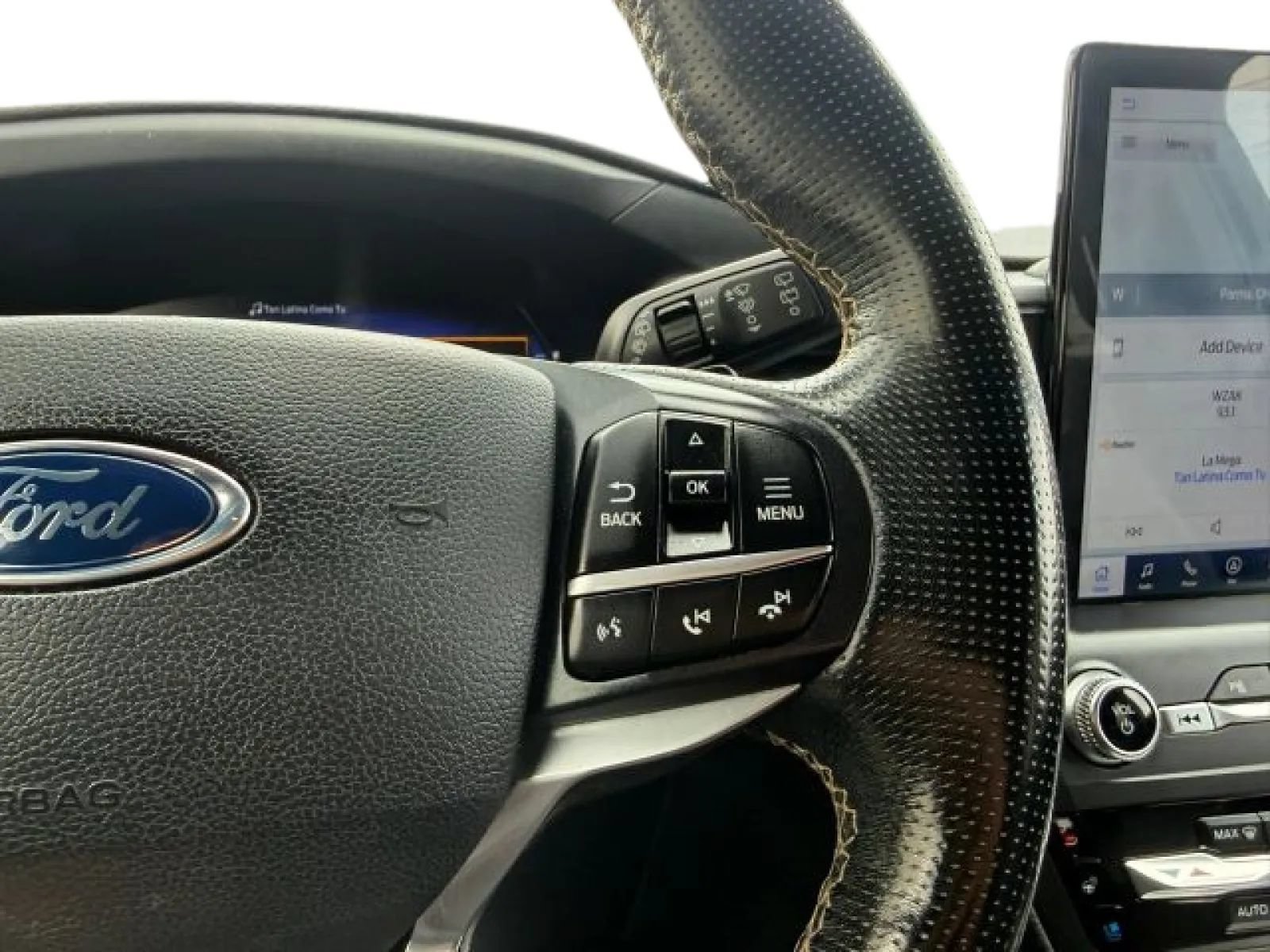 Used 2020 Ford Explorer ST w/ Premium Technology Package AWD/4WD image 23