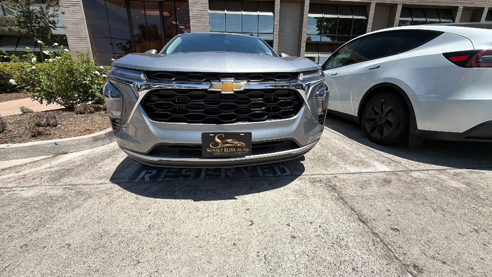 Used 2026 Chevrolet Trax LT FWD image 12