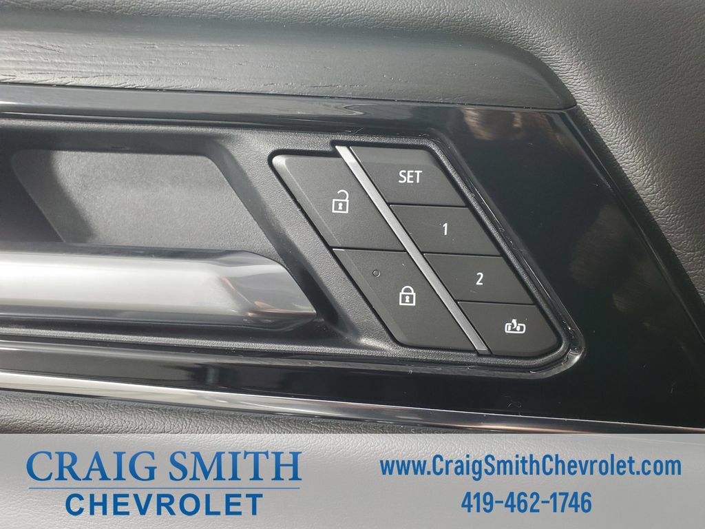 Used 2026 GMC Yukon XL Denali w/ Denali Reserve Package AWD/4WD image 28