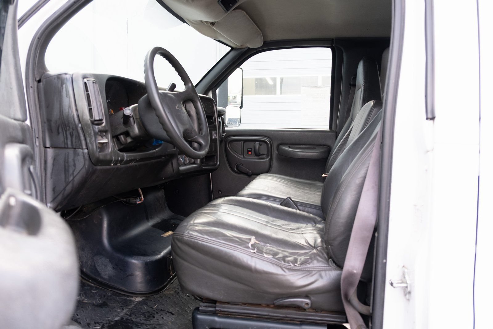 Used 2008 Chevrolet Kodiak C4500 2WD Crew Cab image 6