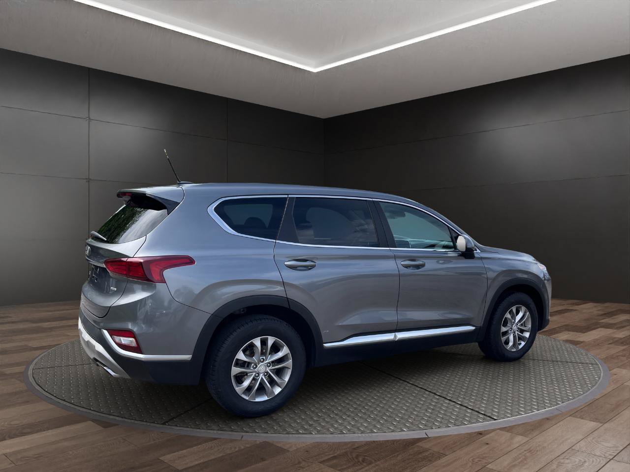 Used 2019 Hyundai Santa Fe SE AWD/4WD image 8
