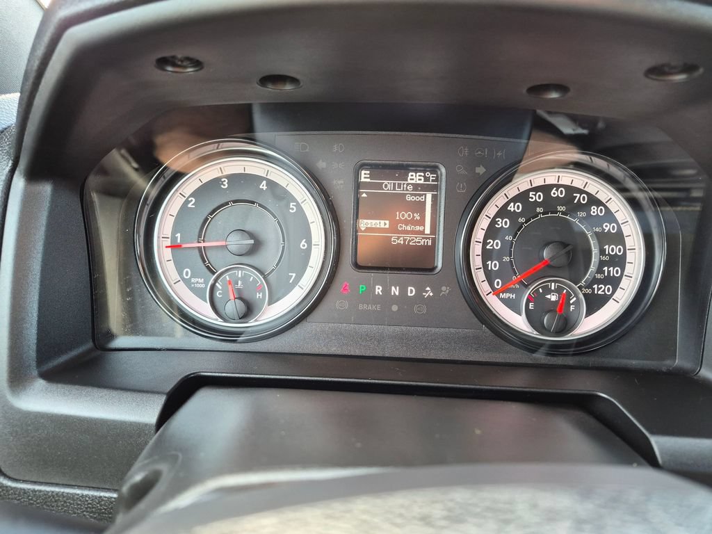 Used 2024 RAM 1500 Warlock RWD image 11
