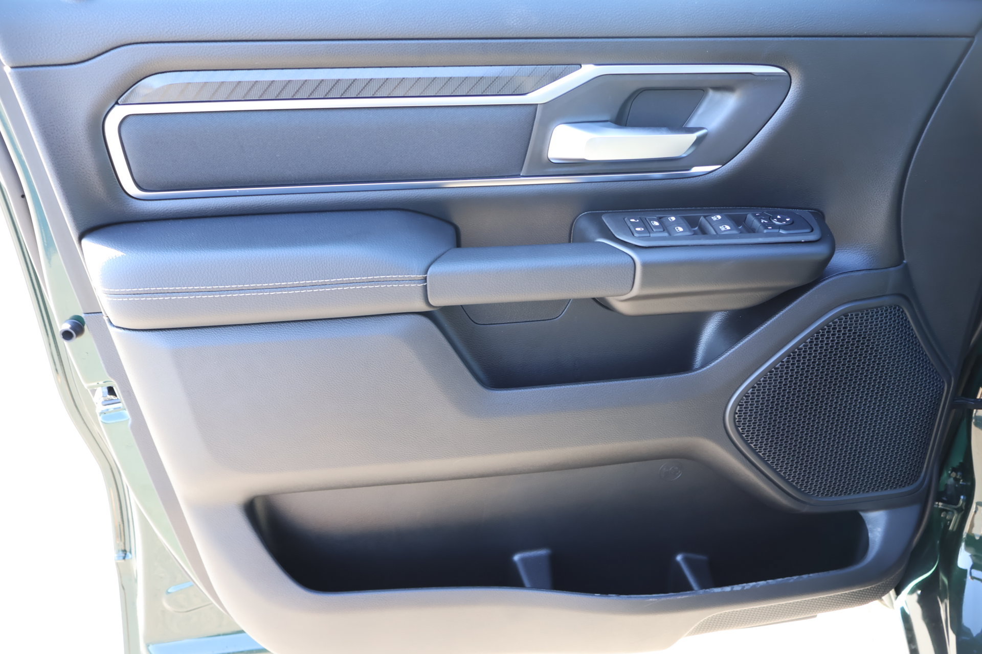 New 2026 RAM 1500 Big Horn AWD/4WD image 16