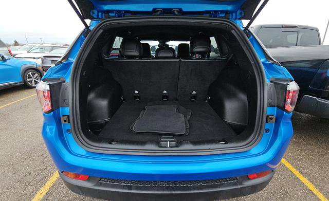 Used 2022 Jeep Compass Altitude AWD/4WD image 14