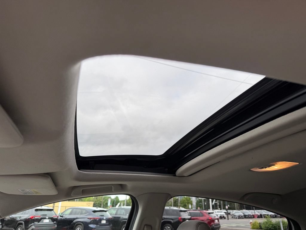 Used 2017 Honda HR-V EX-L image 15
