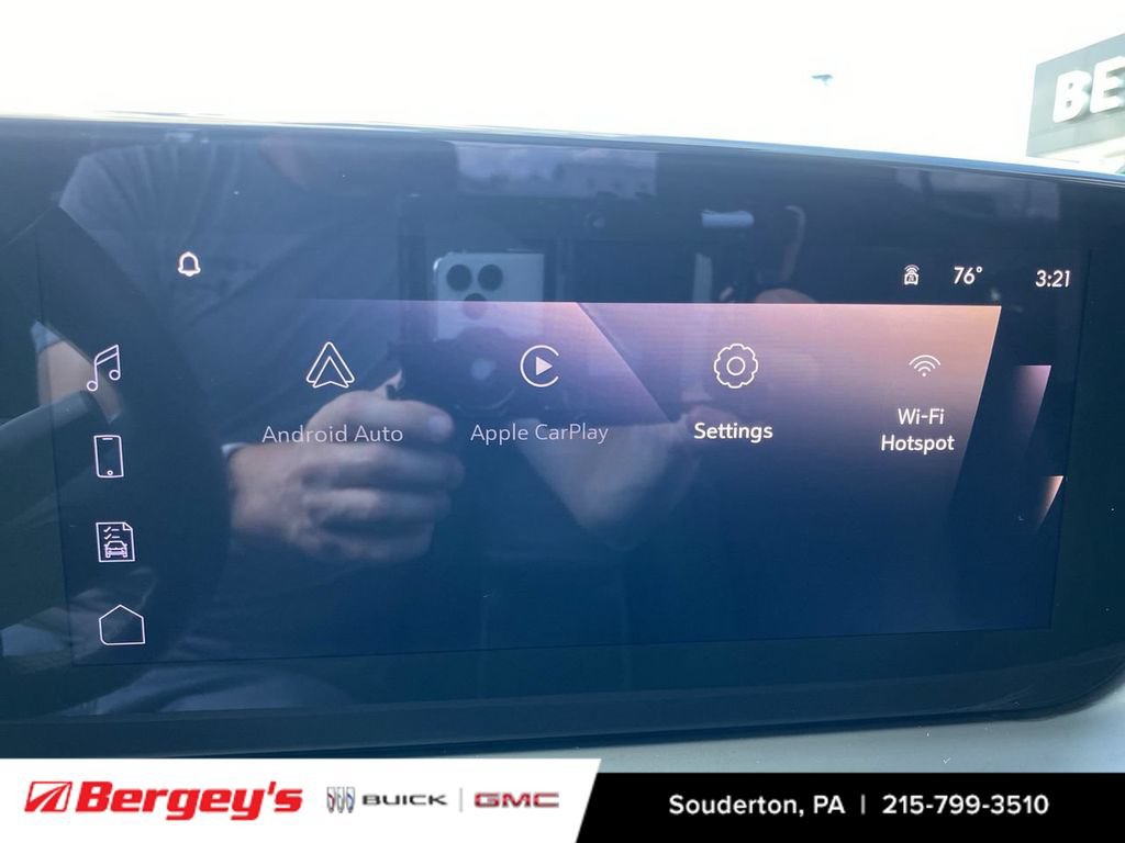 Certified 2024 Buick Encore GX Preferred AWD/4WD image 17