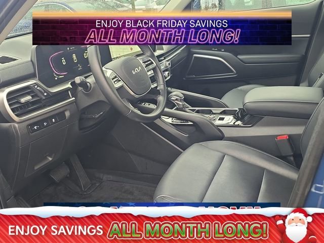 Used 2023 Kia Telluride S image 11