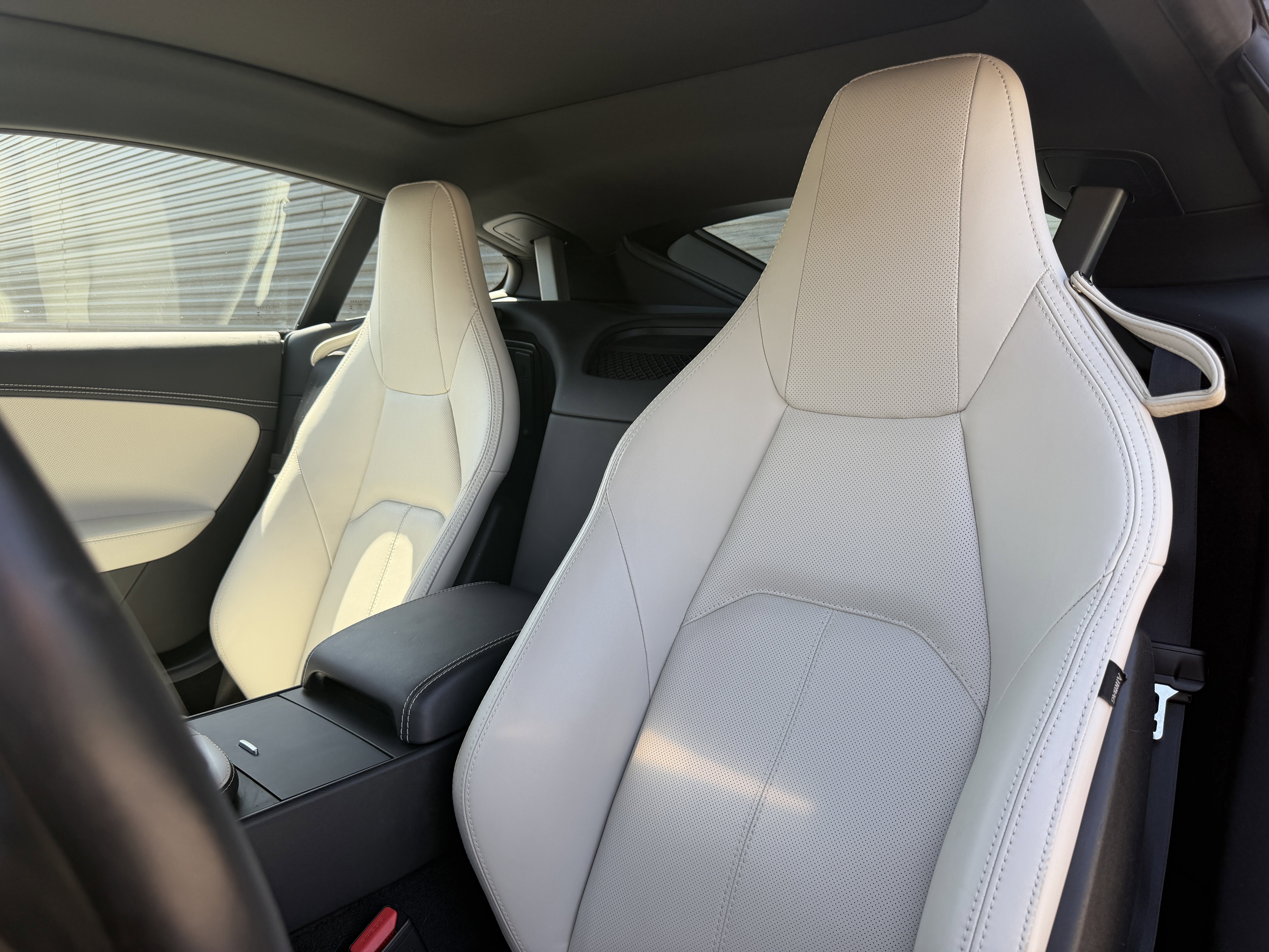 Used 2023 Jaguar F-TYPE R-Dynamic image 13