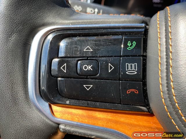Certified 2022 Jeep Grand Wagoneer Series III w/ Rear Seat Video Group 1 AWD/4WD image 19