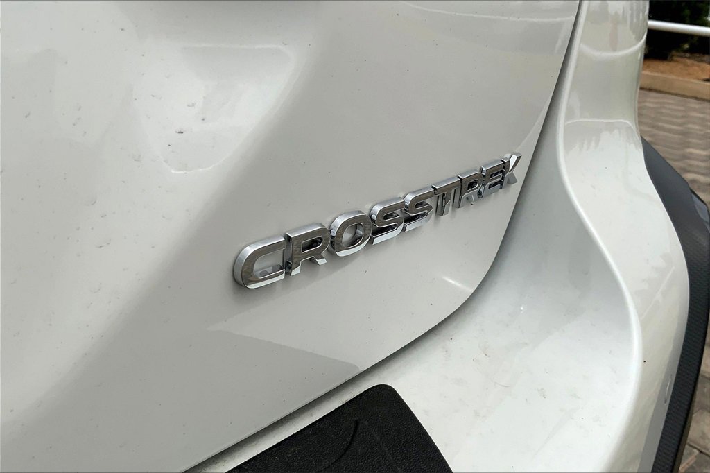 New 2025 Subaru Crosstrek 2.5i Limited w/ Crosstrek Mirror Package image 8