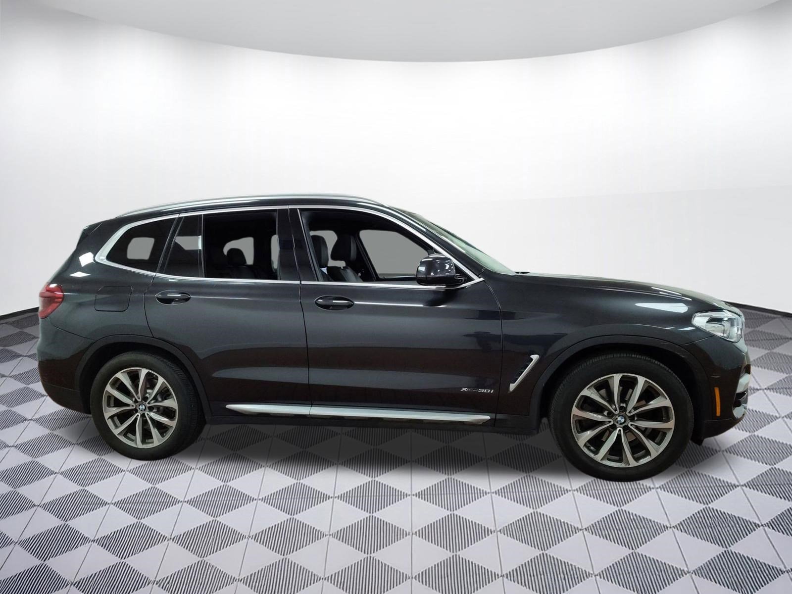 Used 2018 BMW X3 xDrive30i image 7