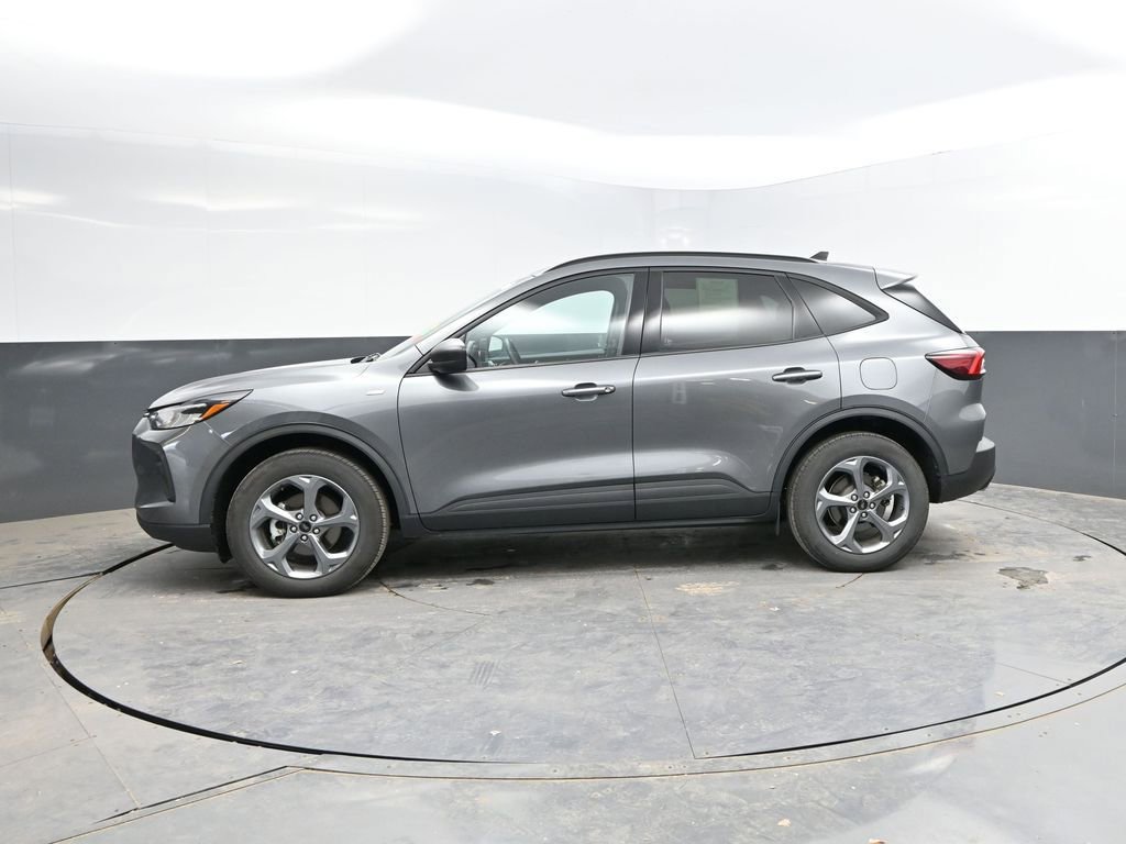 Used 2025 Ford Escape ST-Line AWD/4WD image 4